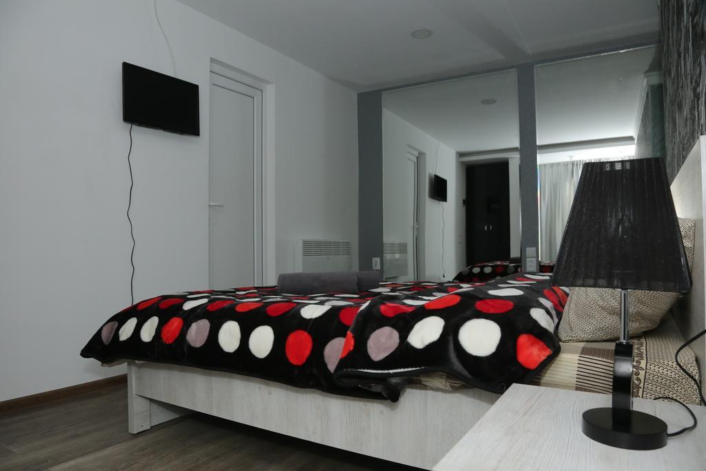קוטאיסי Hotel Elma מראה חיצוני תמונה
